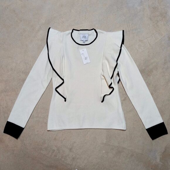 J.O.A. Sweaters - *READ* J.O.A Antholropologie Just One Answer Cream Ruffled Knit Sweater MEDIUM